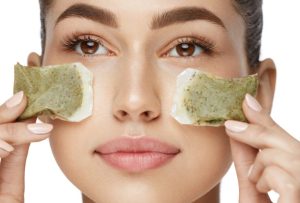 Tea-bags-for-under-eye-bags-768x519